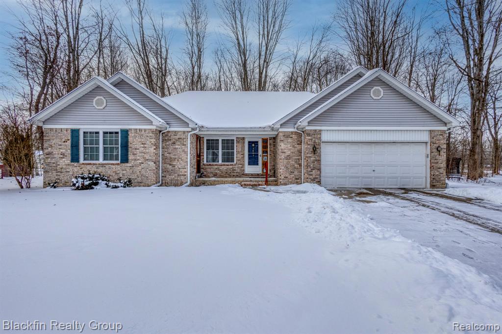 3803 Grant Avenue, Fort Gratiot, MI 48059 — front exterior
