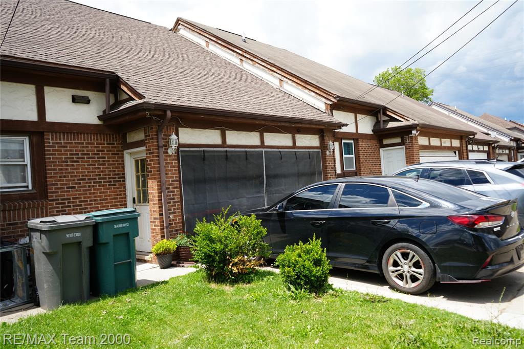 6426 Chase Road, Dearborn, MI 48126 — Photo 35