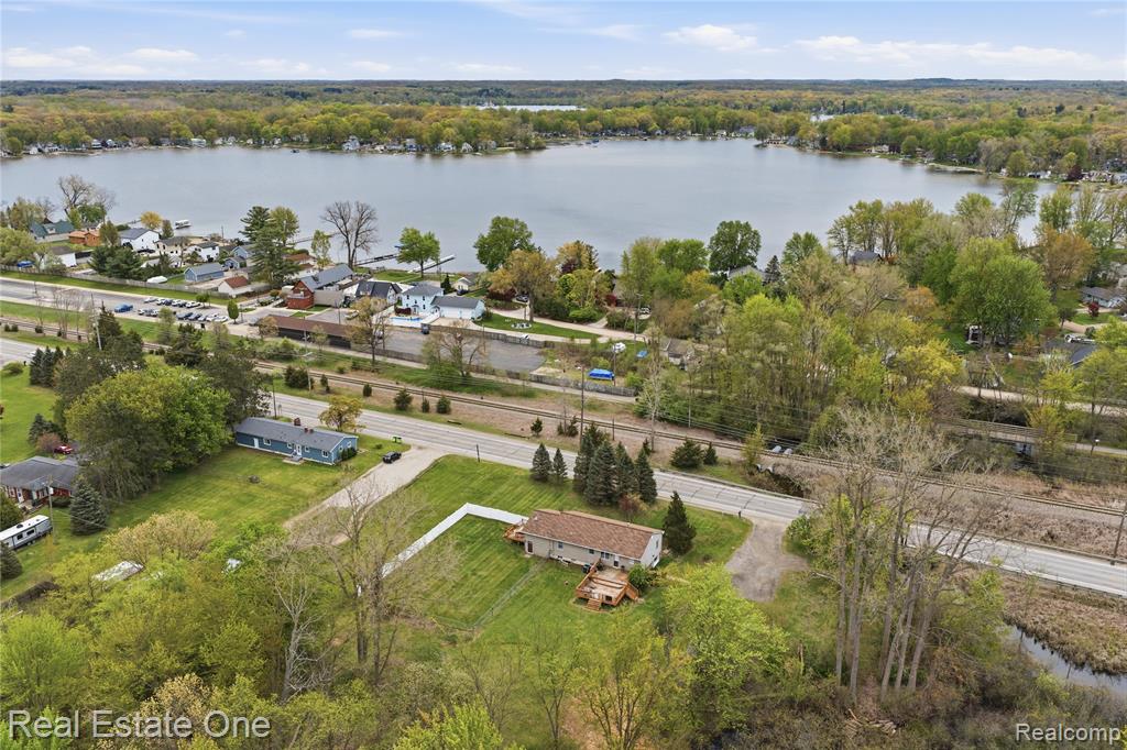 4915 E M 36, Pinckney, MI 48169 — Photo 31