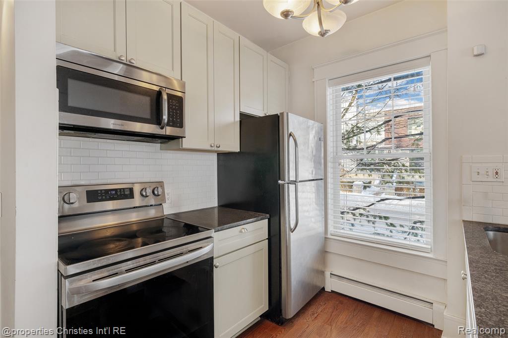 808 Ann Street, Birmingham, MI 48009 — Photo 12