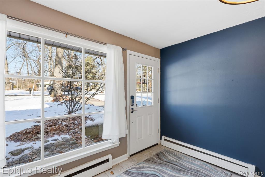 4448 Greenwood Drive, Okemos, MI 48864 — Photo 3