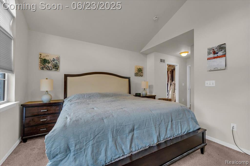 417 E BERNHARD Avenue, Hazel Park, MI 48030 — Photo 24