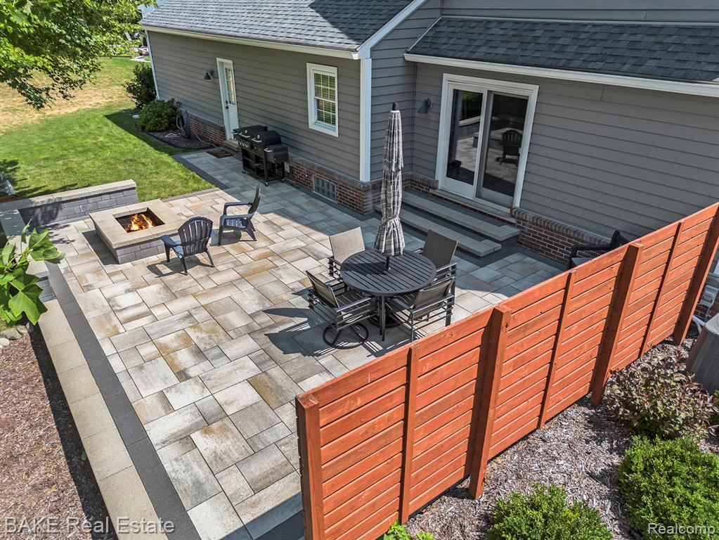 43085 Whisper Court, Northville, MI 48168 — Photo 11