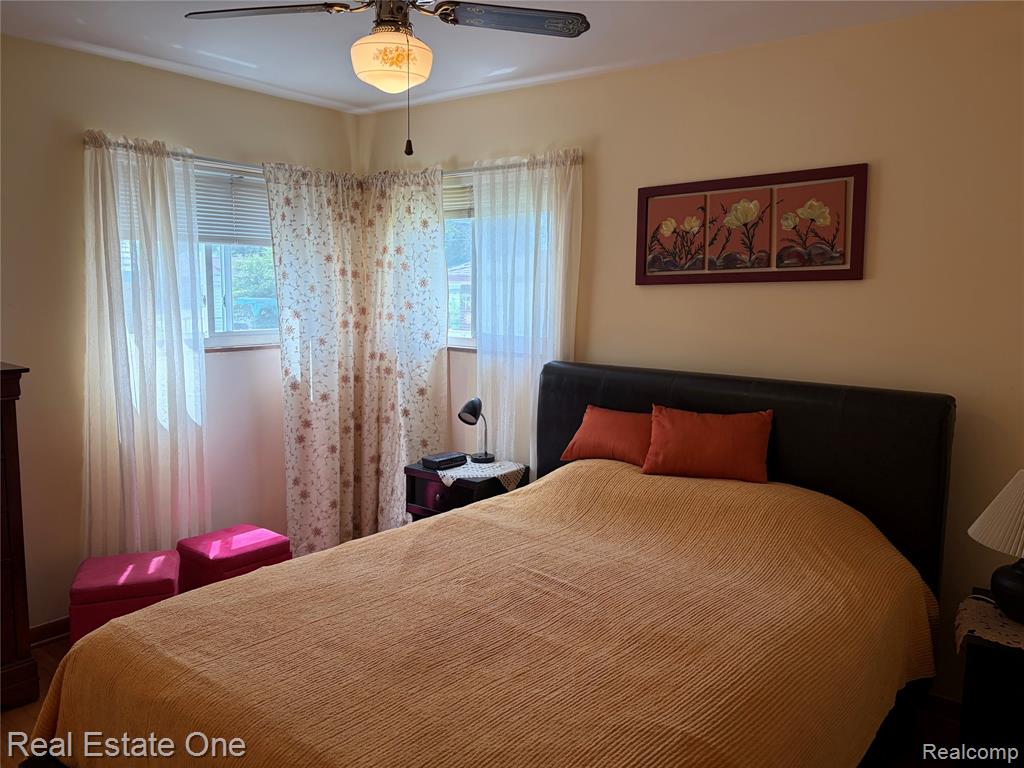 8318 Stanley Drive, Warren, MI 48093 — Photo 13