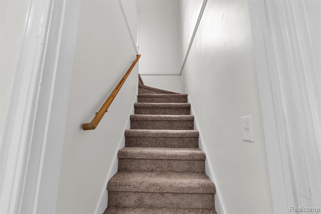 10015 Marion, Redford, MI 48239 — Photo 27