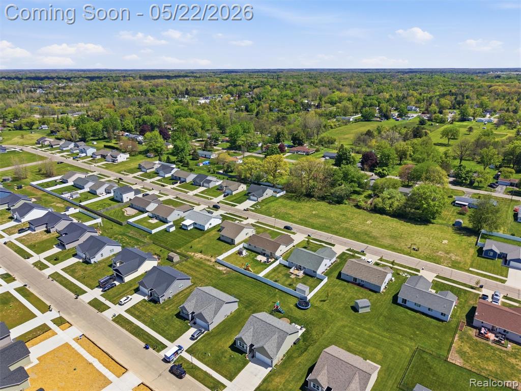 3145 Dahlia Drive, Burton, MI 48519 — Photo 11