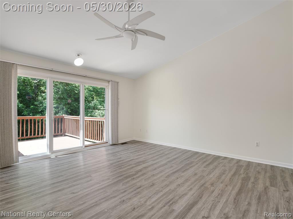 47245 N Pointe Drive, Canton, MI 48187 — Photo 12