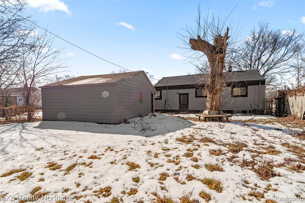 4675 Julius Boulevard, Westland, MI 48186 — Photo 39