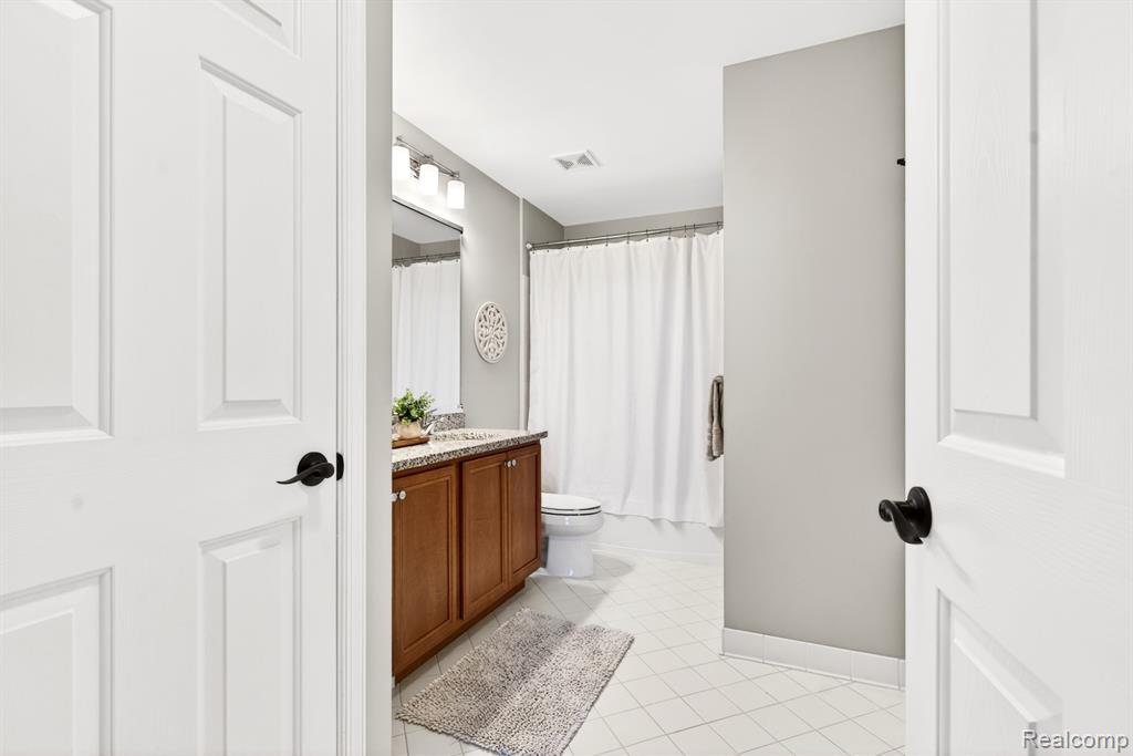 44872 Broadmoor Circle S, Northville, MI 48168 — Photo 24