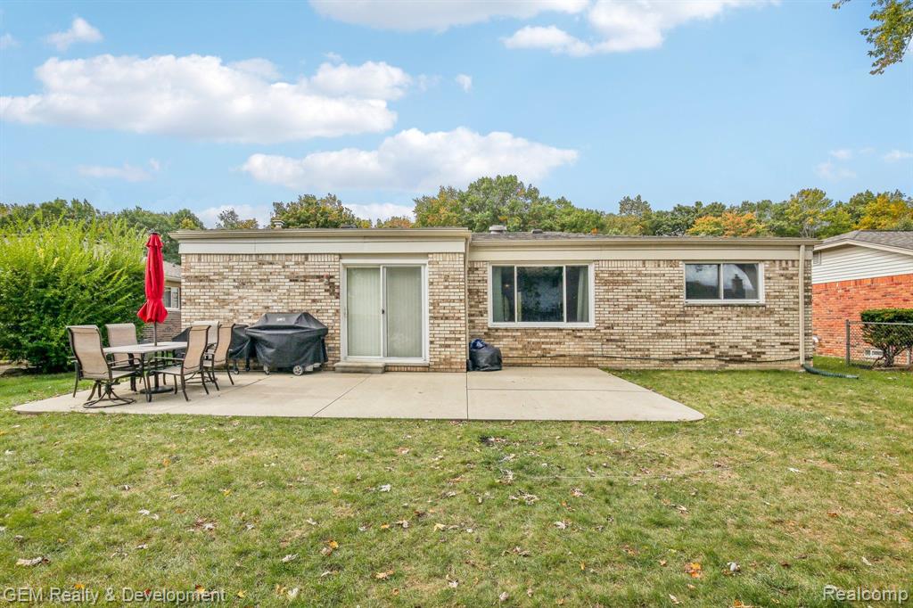 7480 CORBETT Drive, Canton, MI 48187 — Photo 31