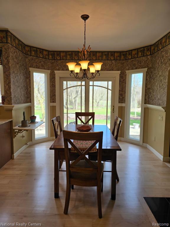 7125 MANOR Lane, Fowlerville, MI 48836 — Photo 12