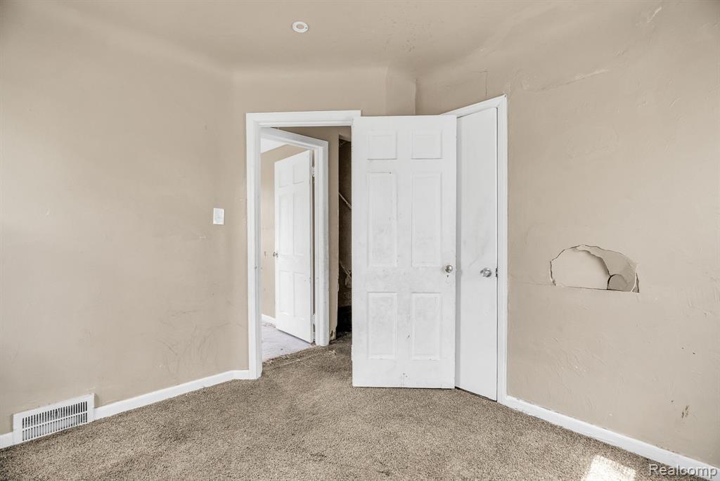 18505 Ashton Avenue, Detroit, MI 48219 — Photo 18
