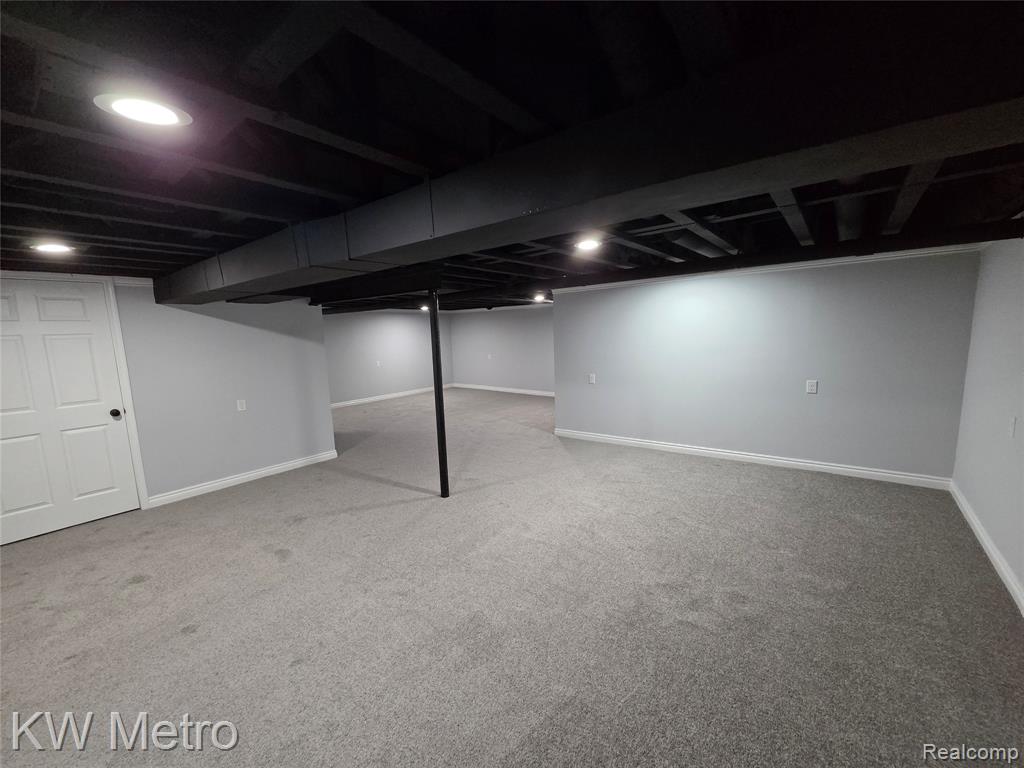 6680 Ridgefield Circle Circle, 104, West Bloomfield, MI — Photo 20