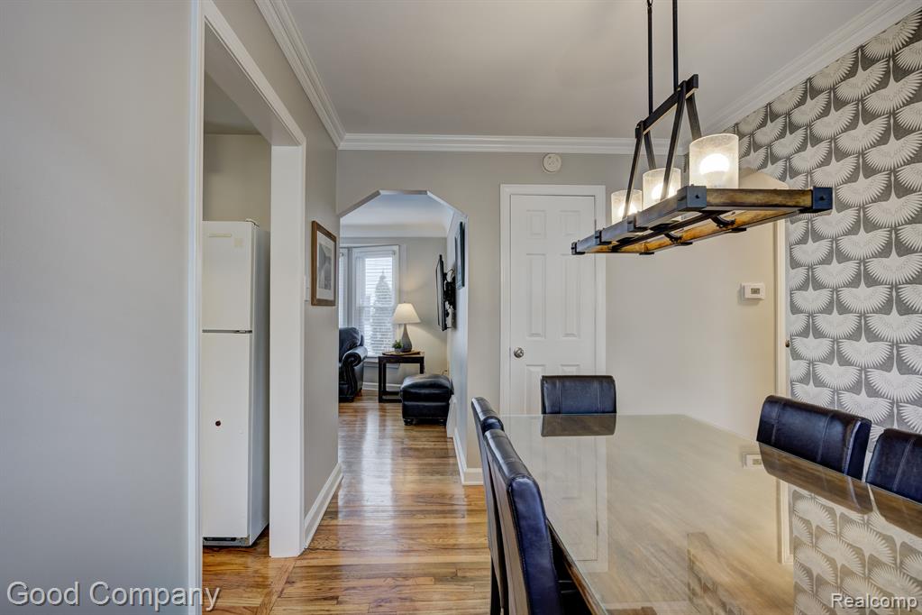 903 ROYAL Avenue, Royal Oak, MI 48073 — Photo 7