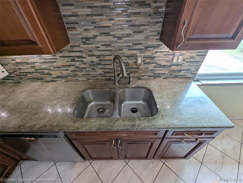 263 N Walnut Street, Mount Clemens, MI 48043 — Photo 13