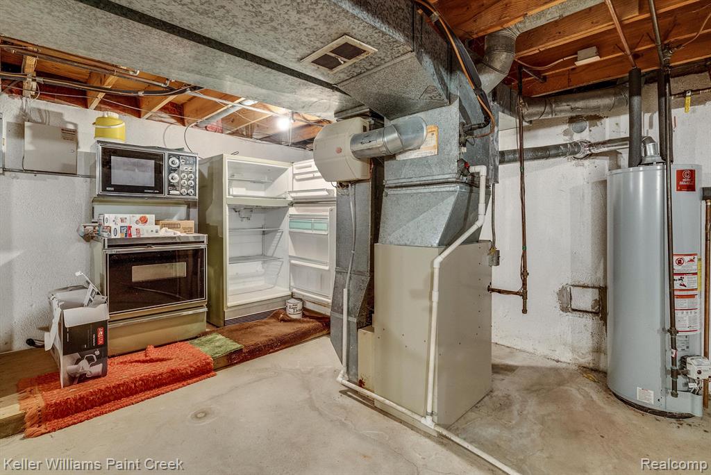 43344 Westview Drive, Sterling Heights, MI 48313 — Photo 53