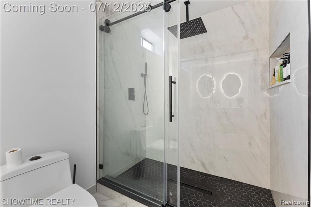 41741 Lore Court, Clinton Twp, MI 48038 — Photo 42