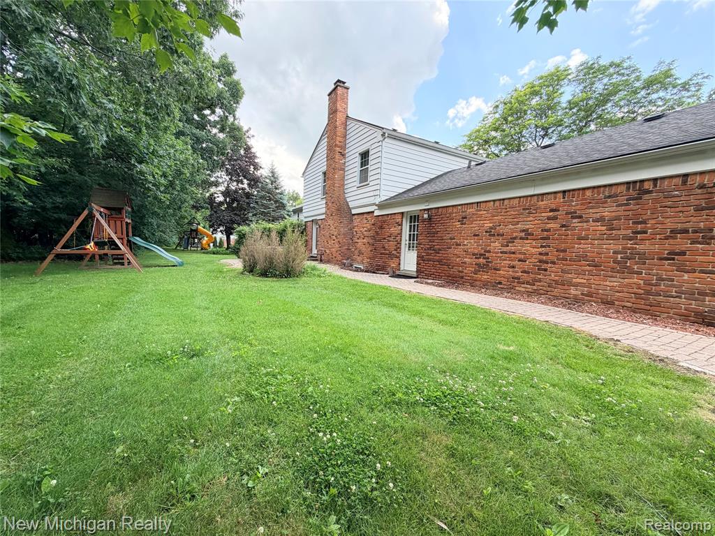 5937 Red Coat Lane, West Bloomfield, MI — Photo 26