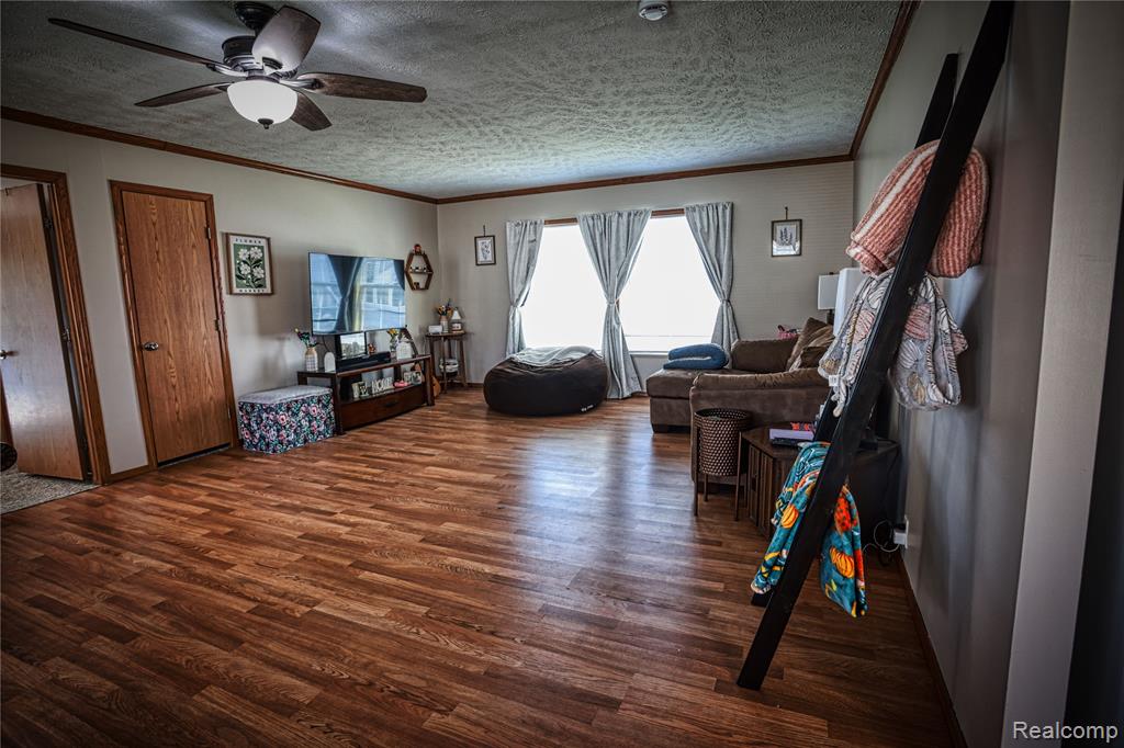 280 Pompano Court, Lapeer, MI 48446 — Photo 10