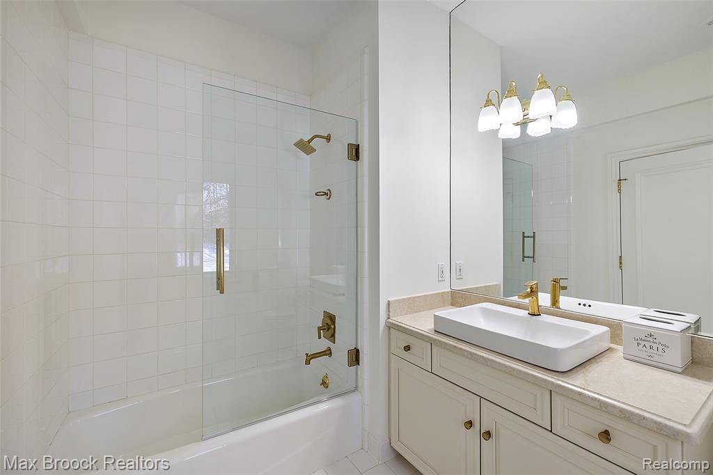 59 Hidden Ridge, Bloomfield Hills, MI 48304 — Photo 40