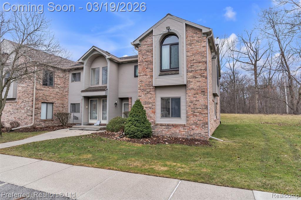 42751 Lilley Pointe Drive, Canton, MI 48187 — Photo 2