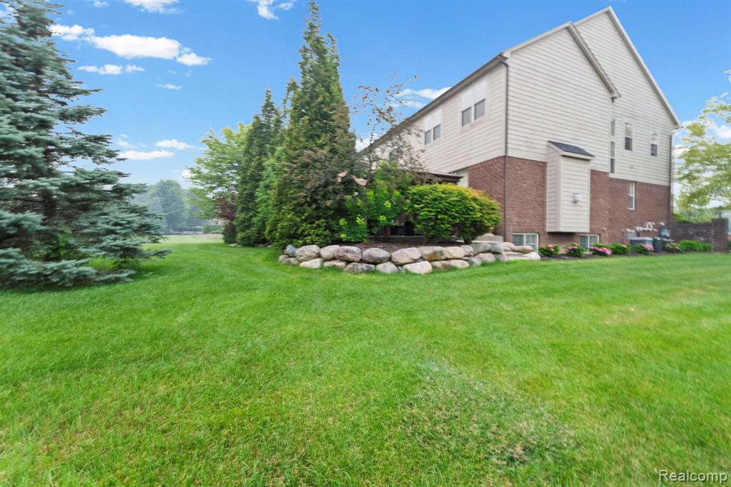 56555 Hartley Drive W, Shelby Twp, MI 48316 — Photo 75