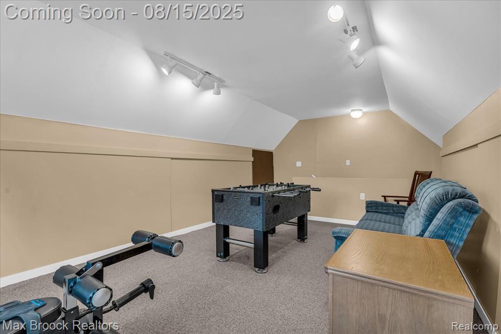 415 W Lake Street, South Lyon, MI 48178 — Photo 31