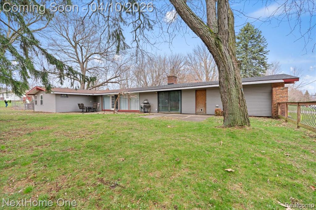 1014 S Adelaide Street, Fenton, MI, 48430
