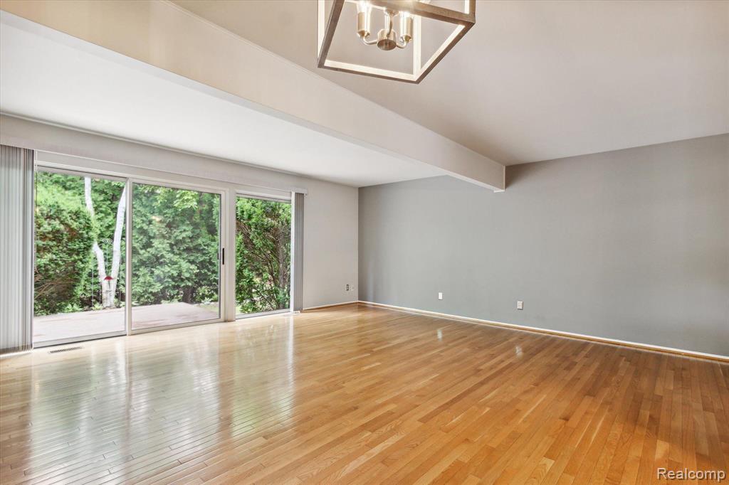 779 KIRTS Boulevard, Troy, MI 48084 — Photo 12