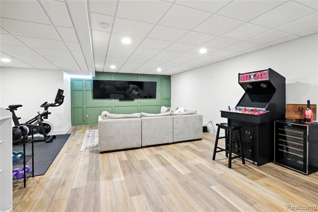 4223 Hampton Boulevard, Royal Oak, MI 48073 — Photo 23