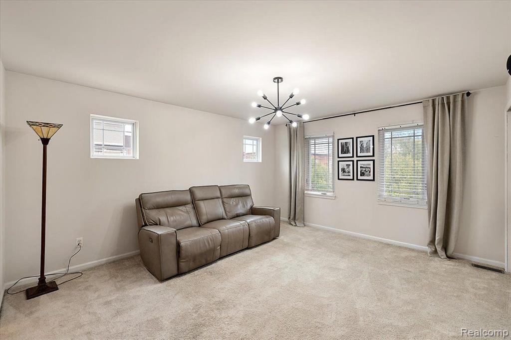 3926 Aretha Ave, Detroit, MI 48201 — Photo 18