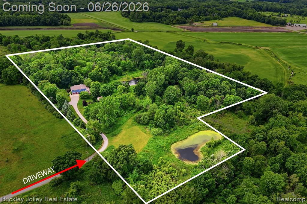 6132 Lange Road, Howell, MI 48843 — Photo 2