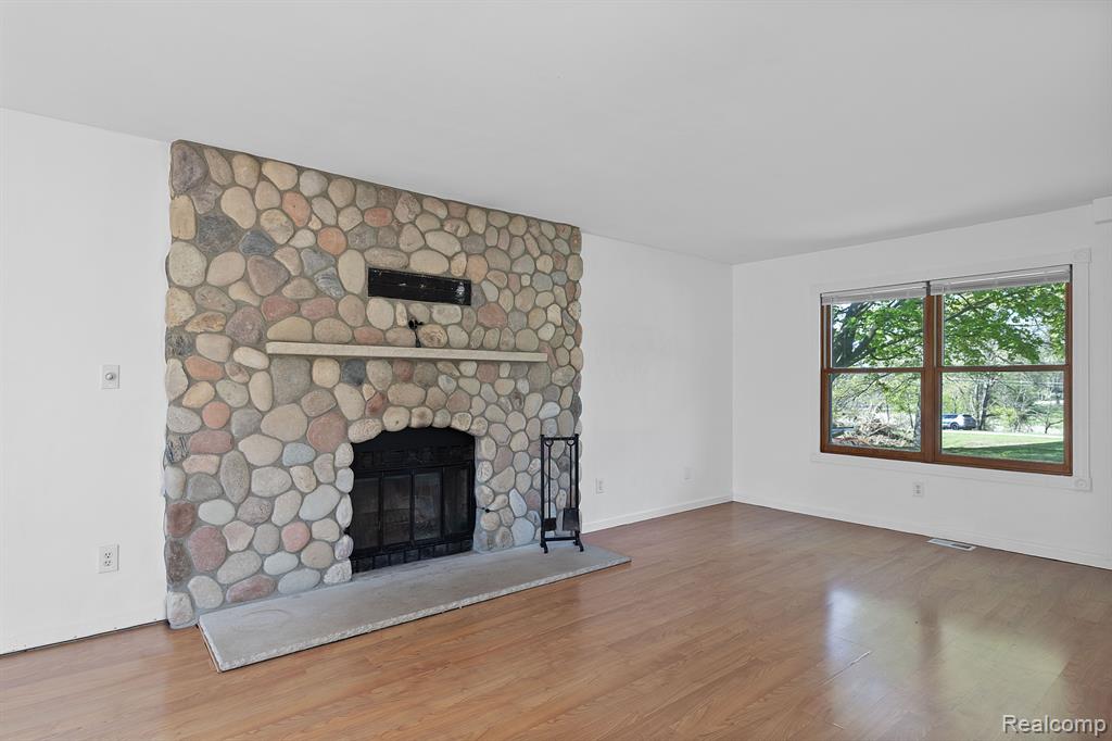 4471 SPRING OAKS Lane, Brighton, MI 48114 — Photo 5