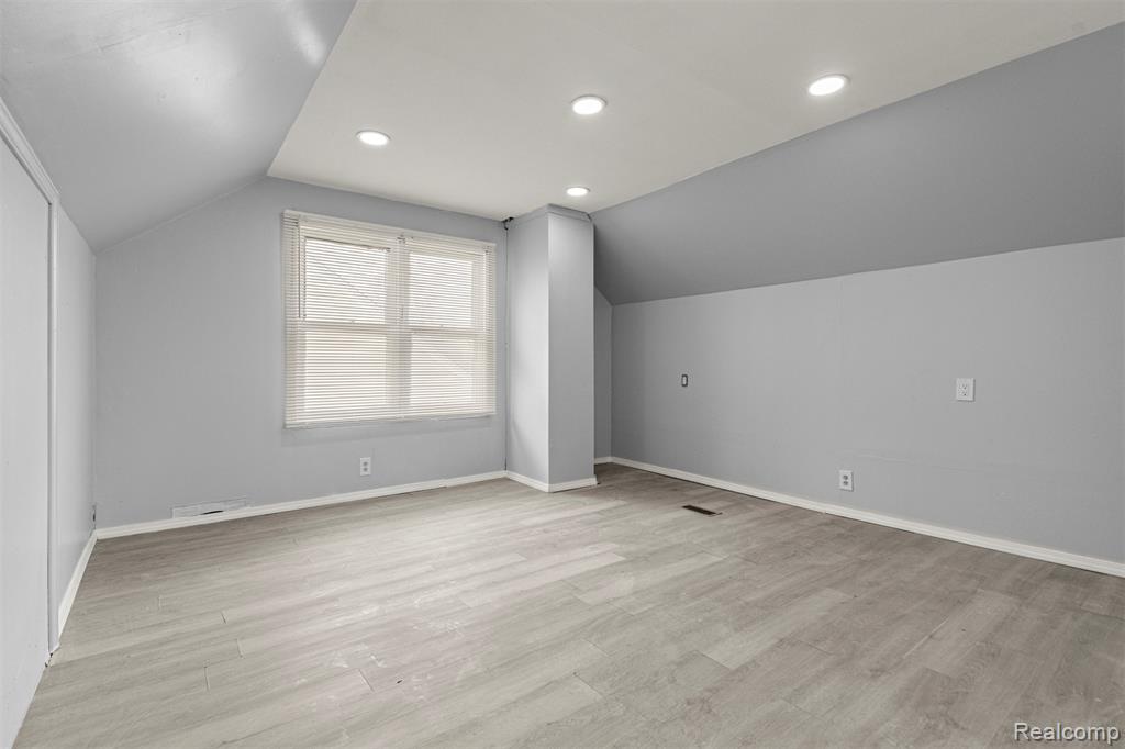 7634 Warwick Street, Detroit, MI 48228 — Photo 22