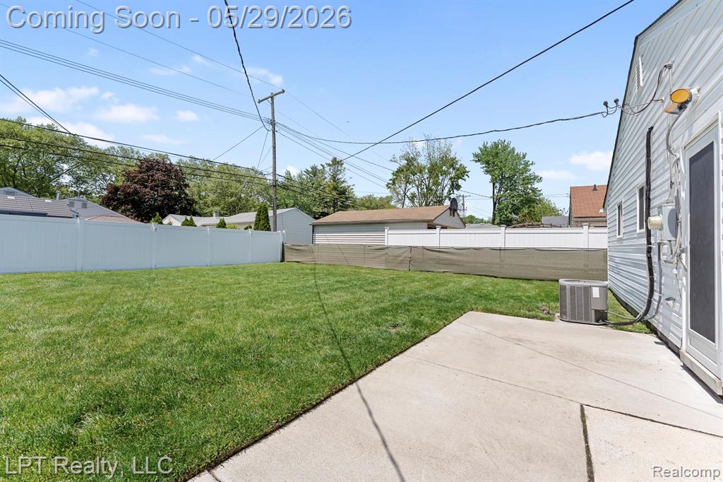 8032 Clippert Street, Taylor, MI 48180 — Photo 16