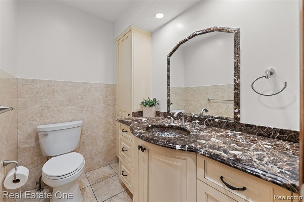 17300 Timothy Drive, Southgate, MI 48195 — Photo 27