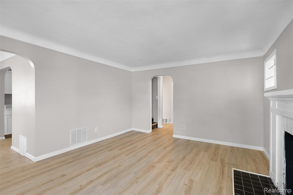 19003 Curtis Street, Detroit, MI 48219 — Photo 8