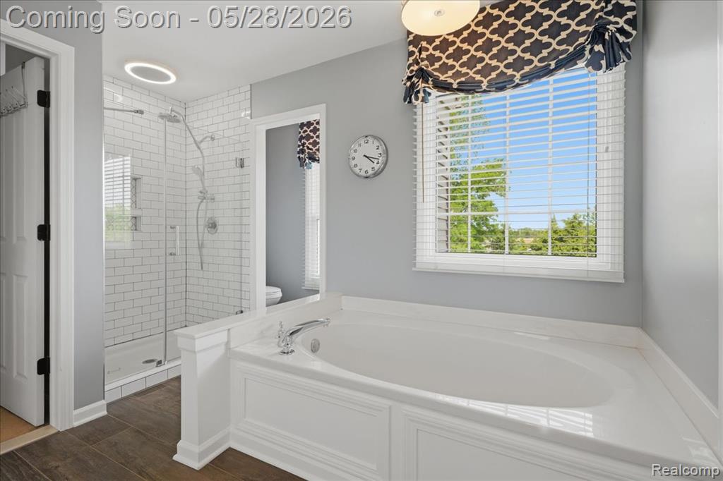 3703 Hidden Forest Drive, Lake Orion, MI — Photo 17