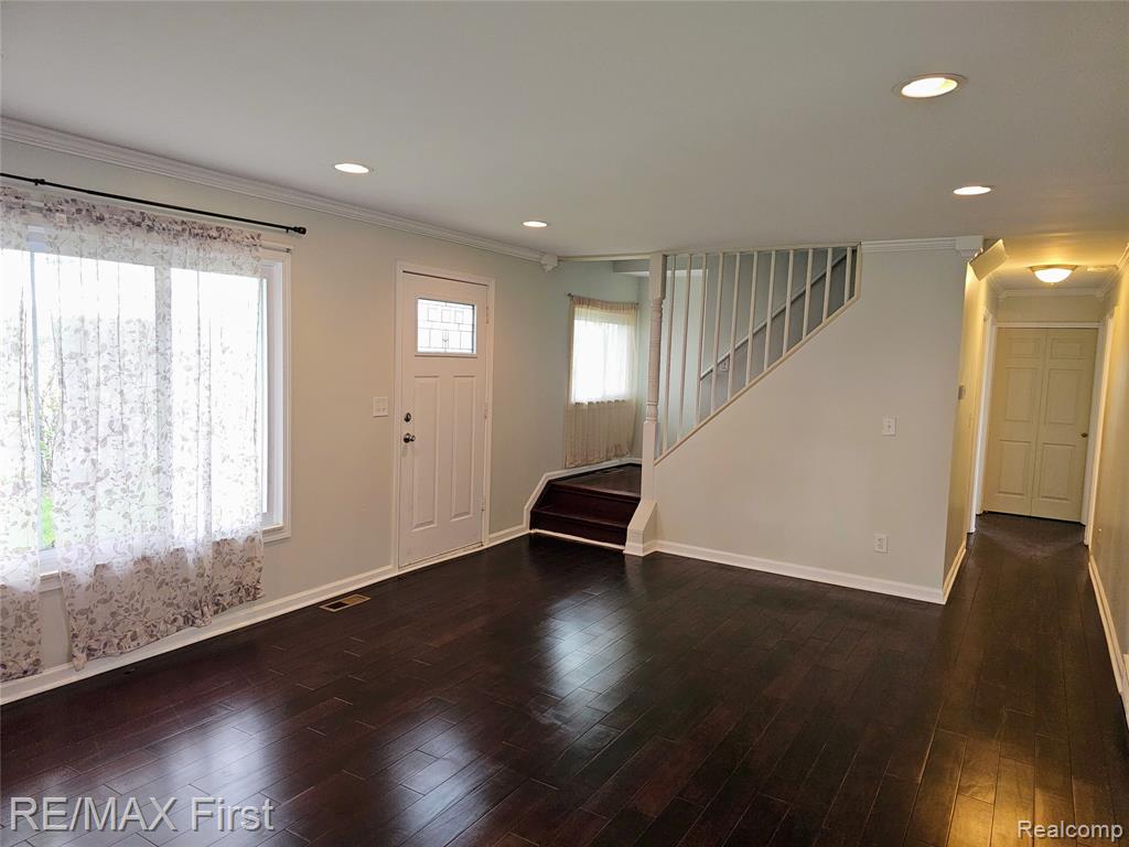 47564 Ryan Road, Shelby Twp, MI 48317 — Photo 5