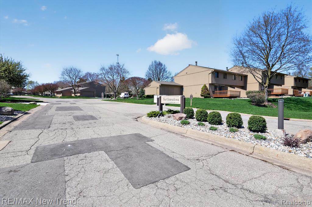 4369 Kimberly Lane, Waterford, MI 48329 — Photo 38