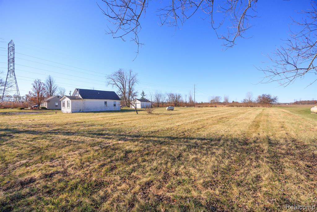 63575 North Avenue, Ray, MI — Photo 24