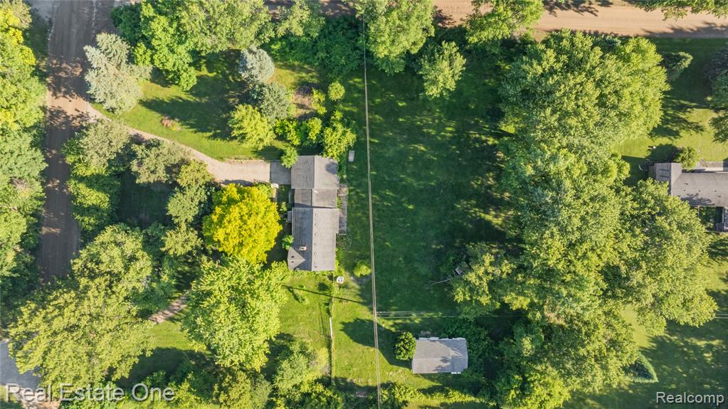 9585 N Eston Road, Clarkston, MI 48348 — Photo 48