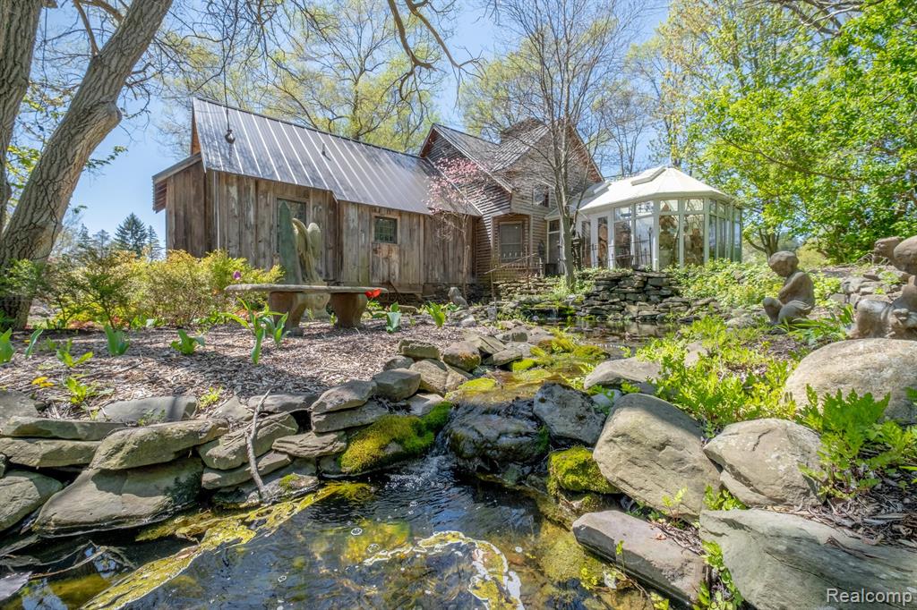 935 & 939 E Fulton Street, Grand Rapids, MI, 49503