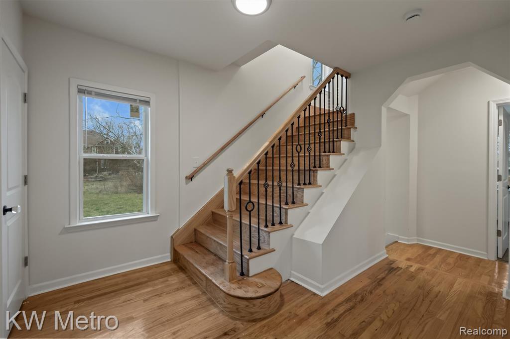 120 Tuxedo Street, Highland Park, MI 48203 — Photo 8