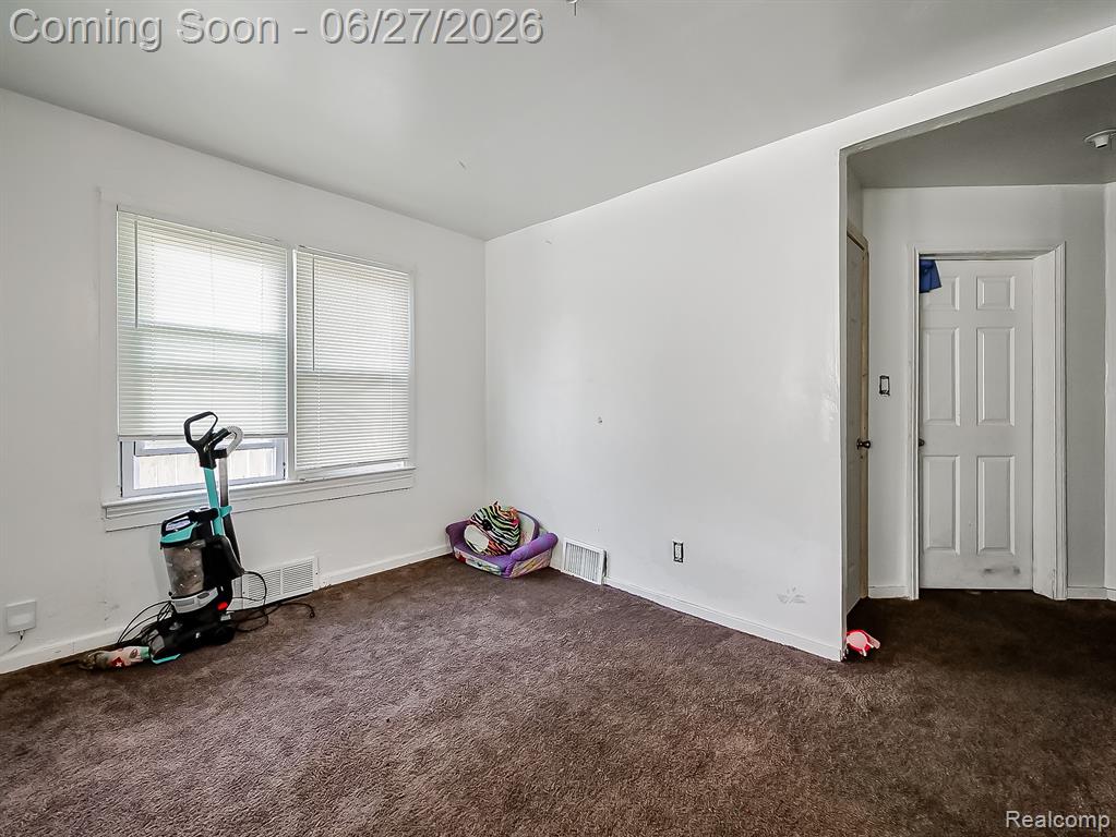 15919 Ferguson Street - Photo 3