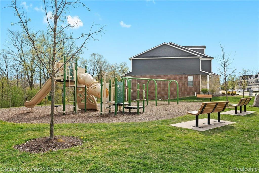 43393 CHANCELLOR Lane, Novi, MI — Photo 33