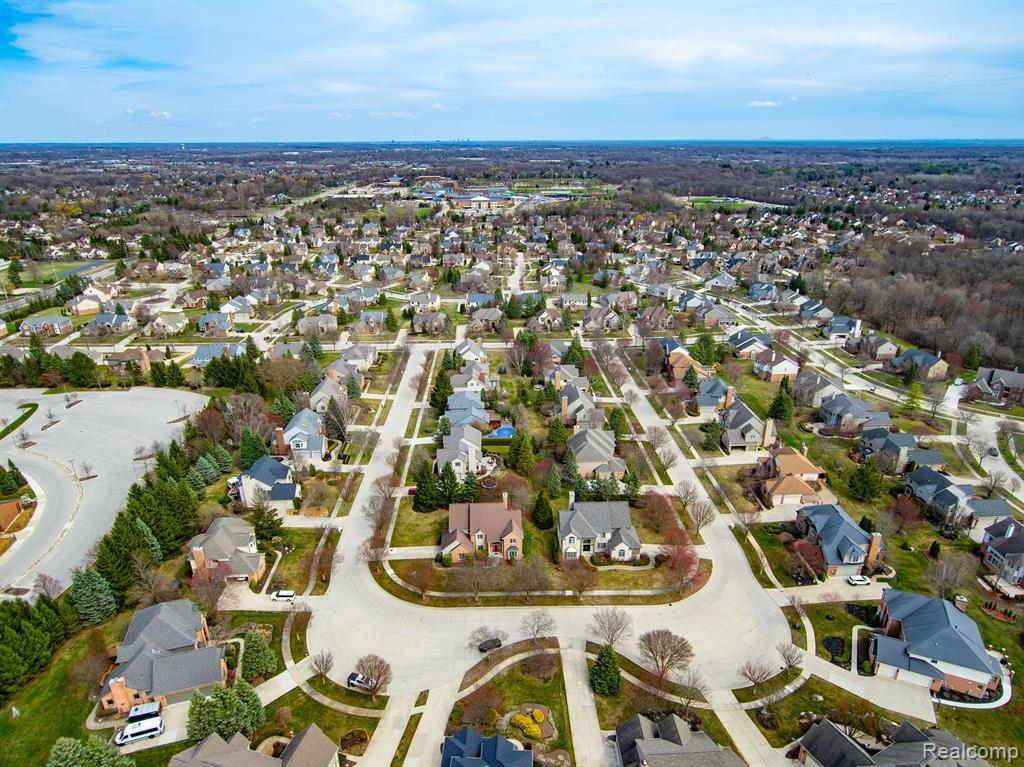 45857 ASHFORD Circle, Novi, MI — Photo 47