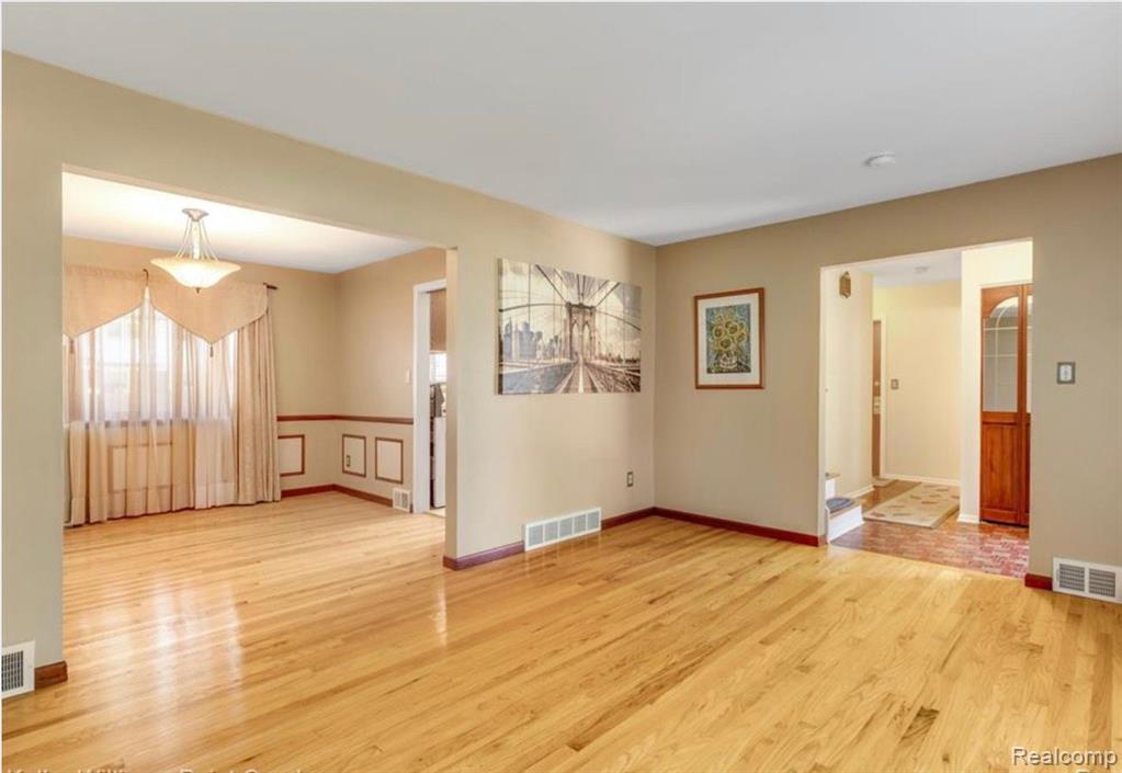 31346 Shaw Drive, Warren, MI 48093 — Photo 5