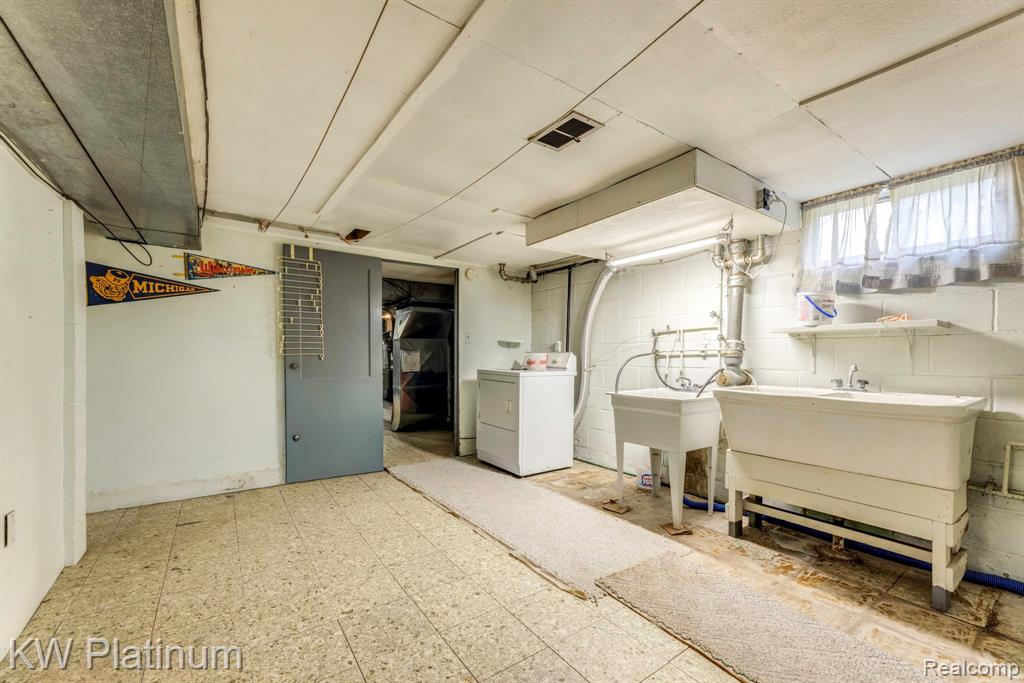 5930 Gratiot Avenue, St. Clair, MI 48079 — Photo 27
