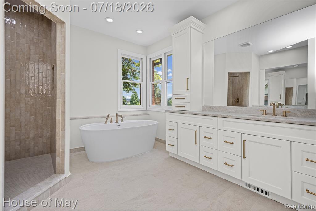 6411 Lapham Court, Plymouth, MI 48170 — Photo 7